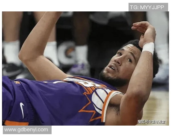 布朗14分难阻绿军落后 魔术半场59-51领先