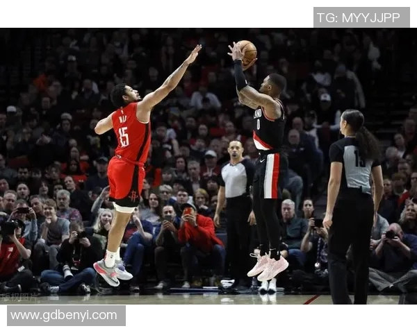 新浪NBA热点小时报丨2026年01月05日01时_今日实时NBA热点速递